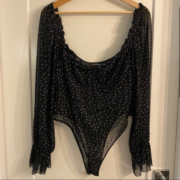 Pretty Little Thing Bodysuit - Picture 2 of 3